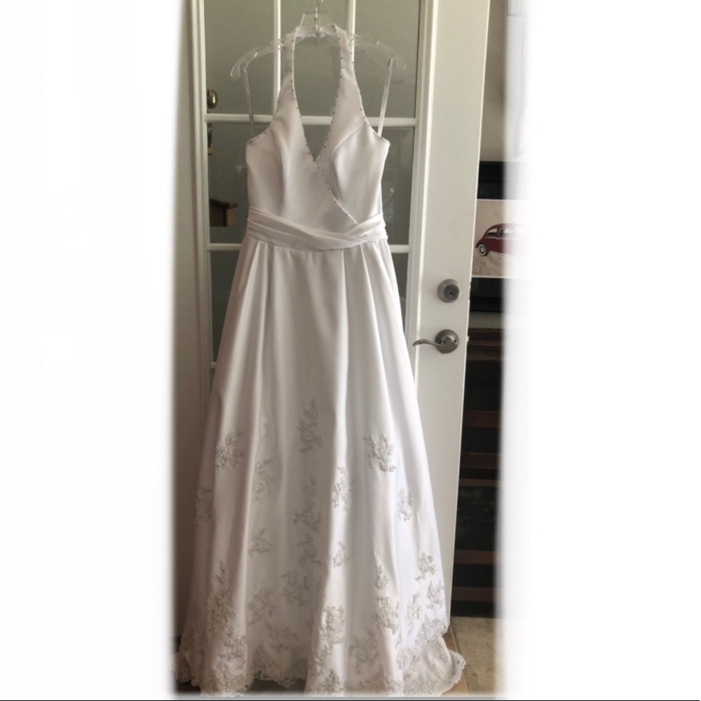 GORGEOUS DETAIL WEDDING DRESS INCREDIBLE BEAD WORK